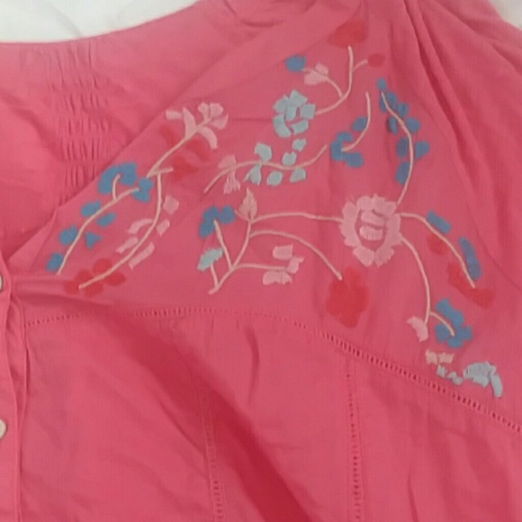 Women's button down top size XL - Picture 2 of 3